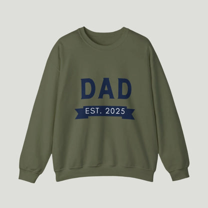 Military Green Dad Established 2025 Sweatshirt, perfect for announcing a pregnancy to dads-to-be. The design features bold text celebrating the exciting new role of fatherhood, making it a great gift for expectant dads.